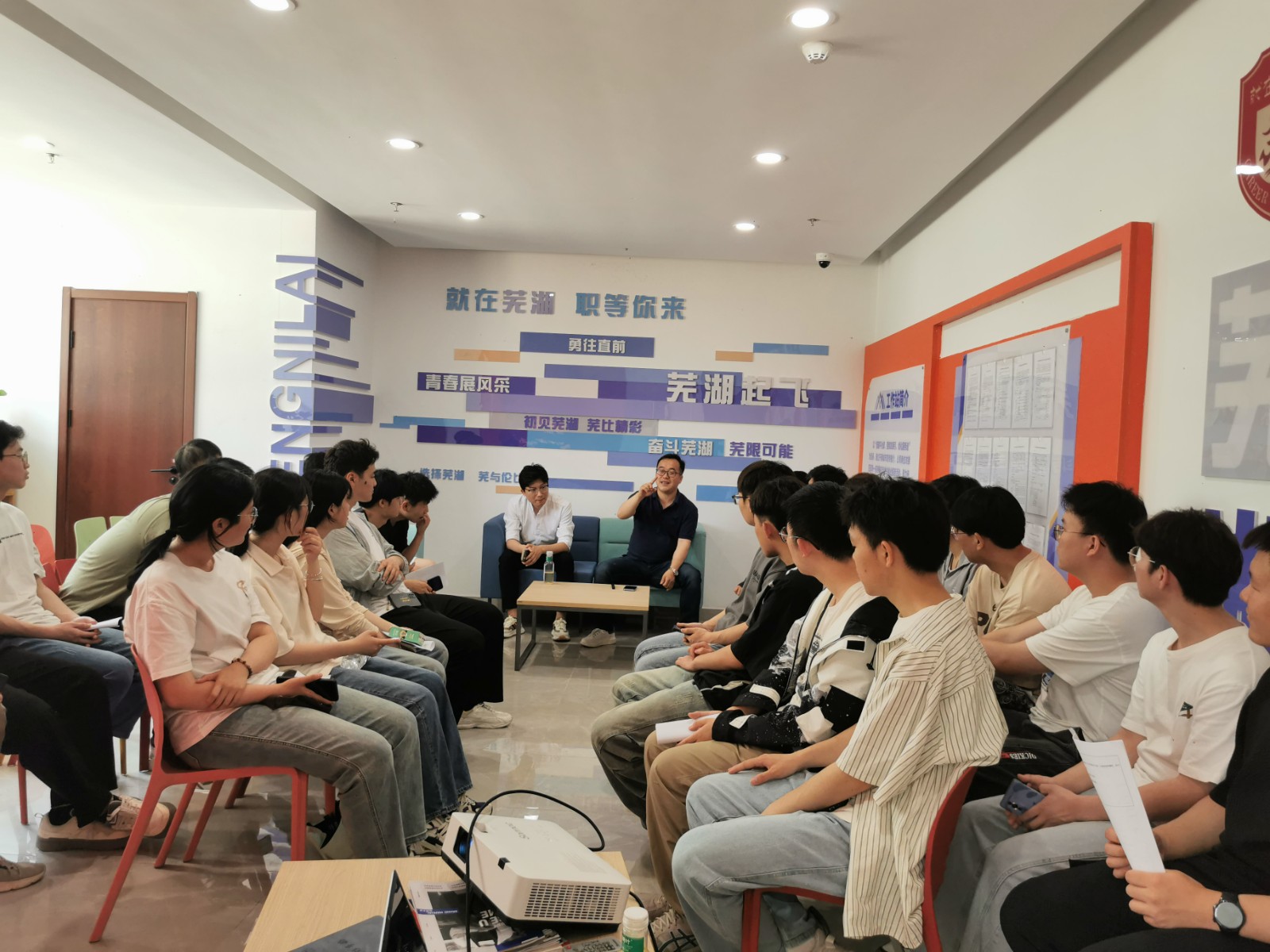 1716776093890830.jpg 1716776093890830.jpg