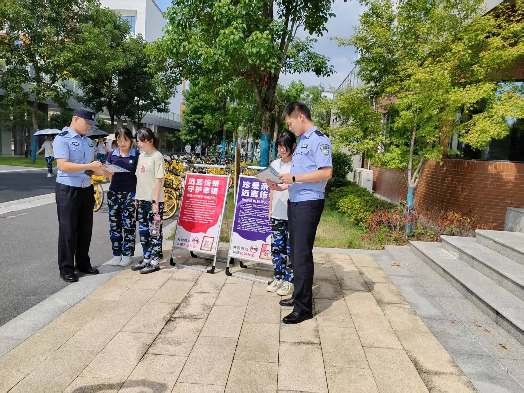 1758532937176734.jpg 1758532937176734.jpg