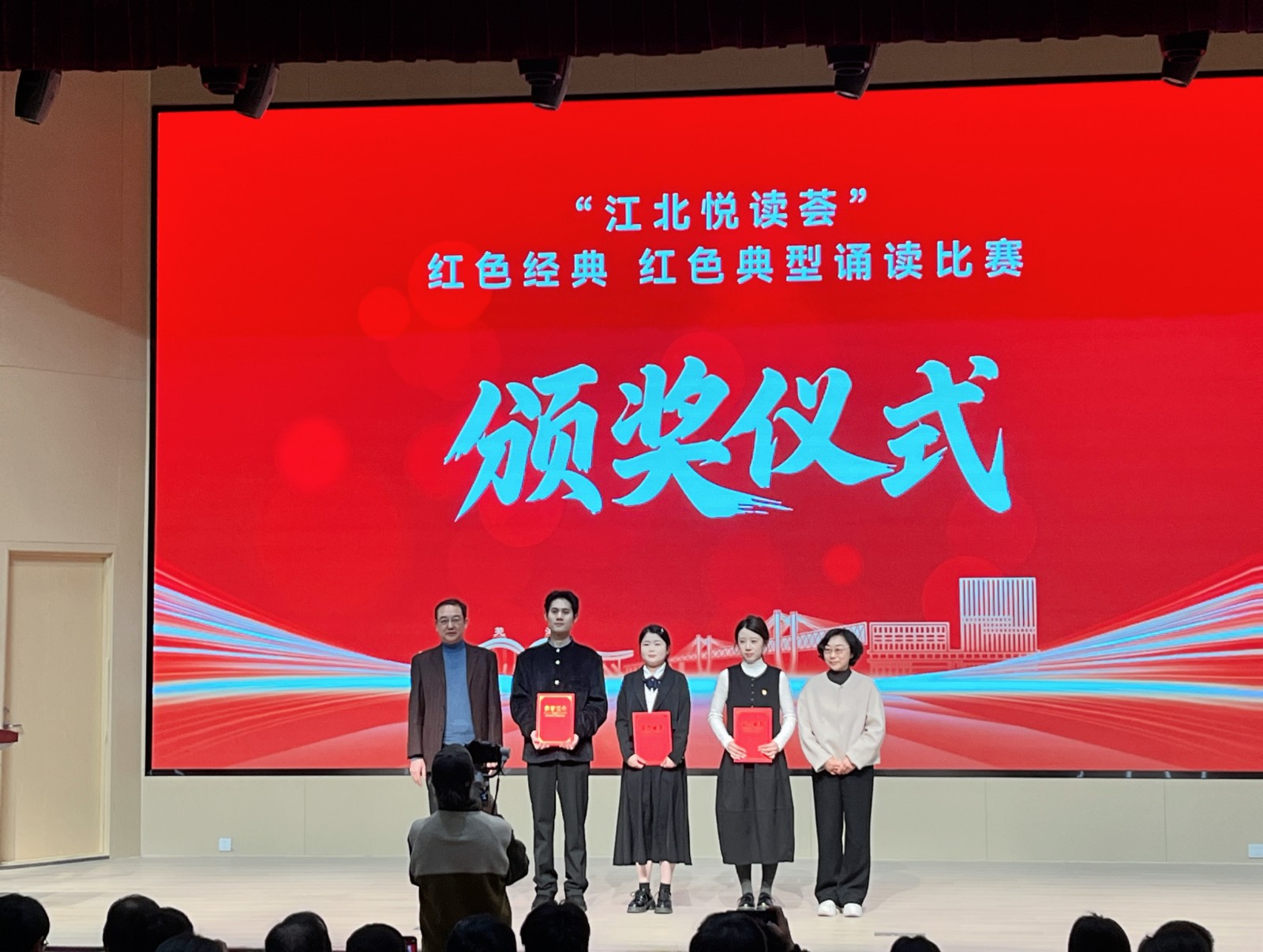 1765181003664326.jpg 1765181003664326.jpg