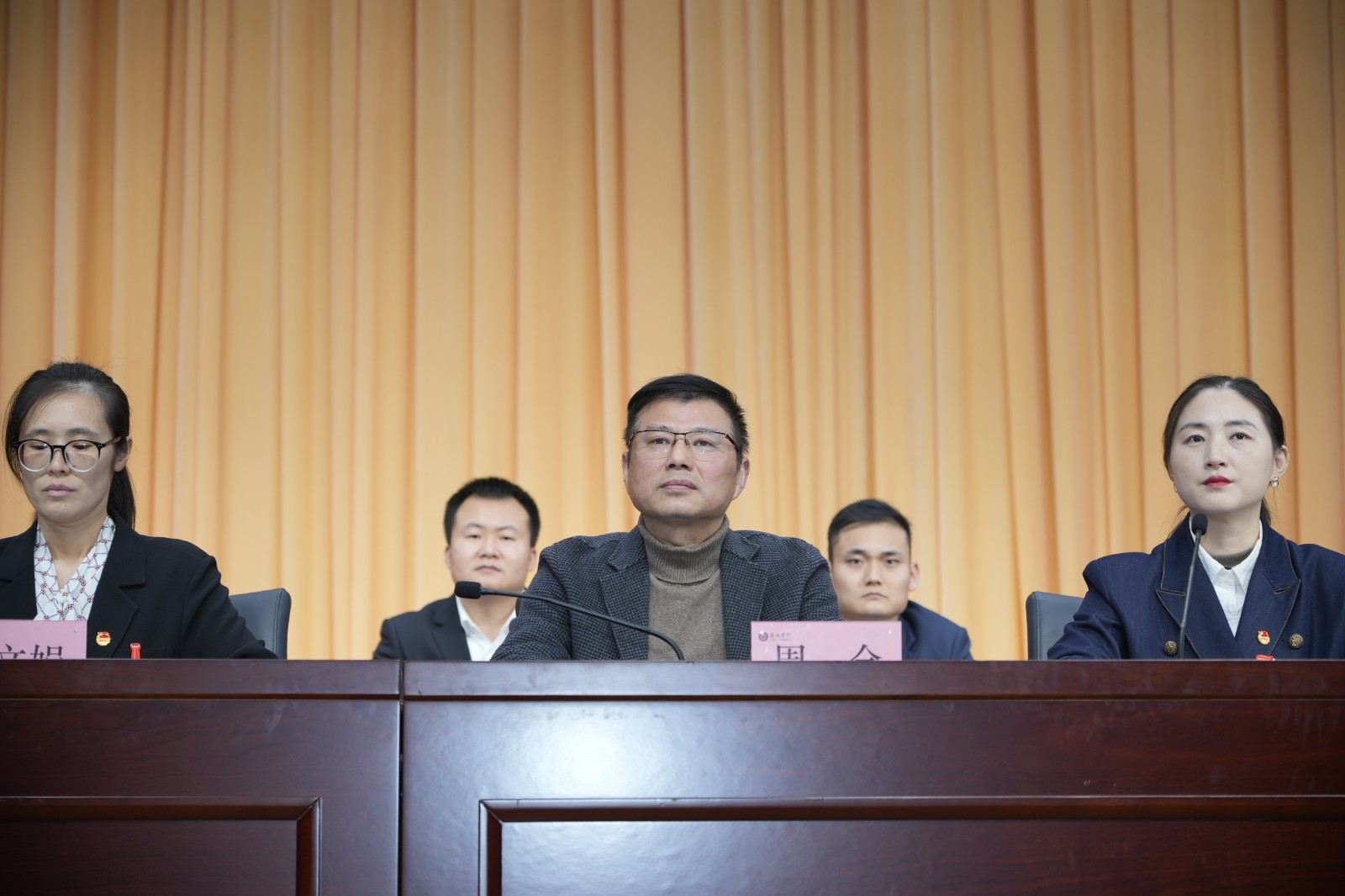 1766387325903939.jpg 1766387325903939.jpg